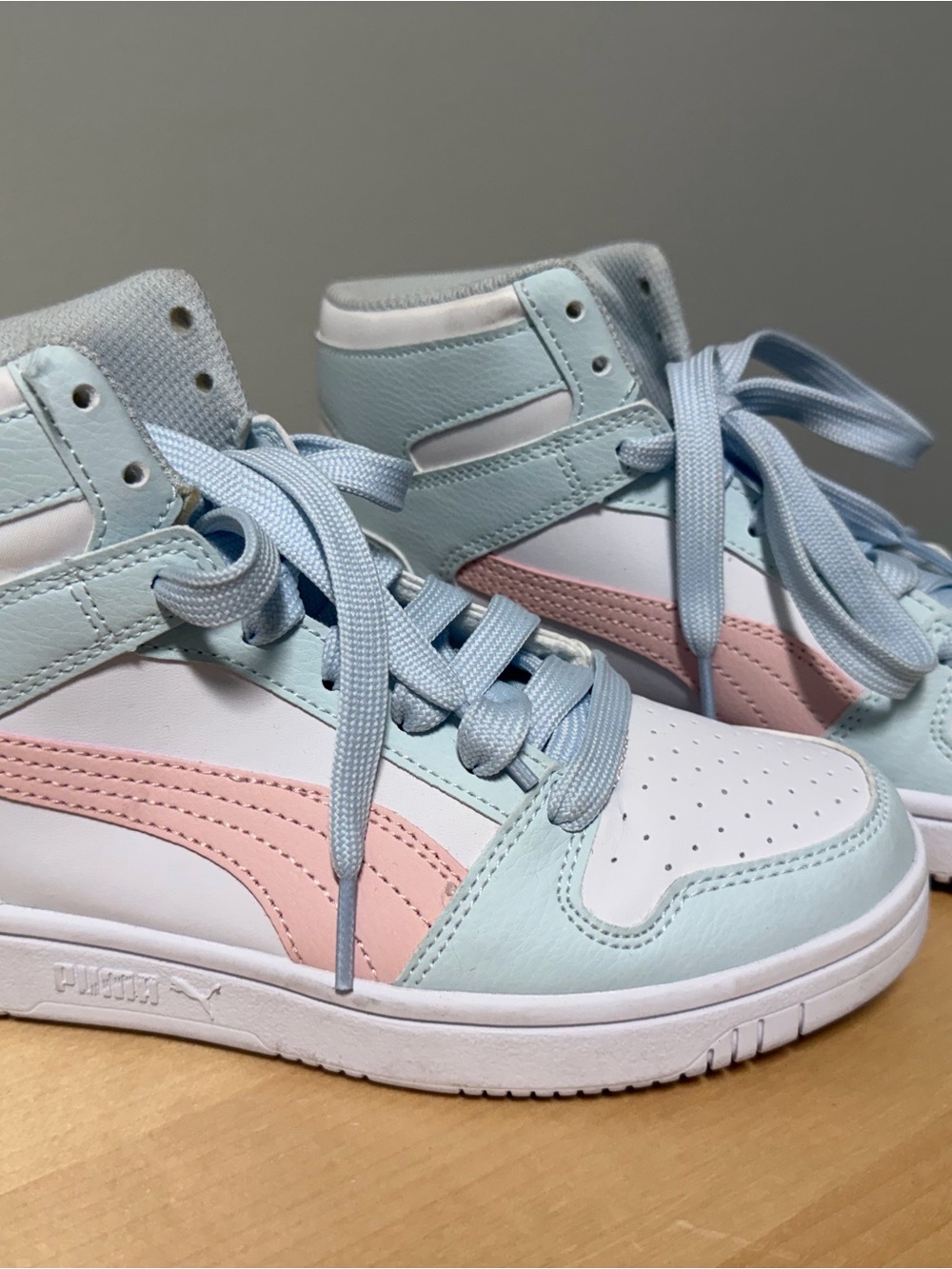Puma Kids High-Top Sneakers in Light Blue and Pink